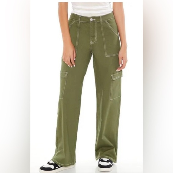 Forever 21 Honey Peach Twill Cargo Straight Leg Pants Cypress Green Sz XS - Picture 1 of 10
